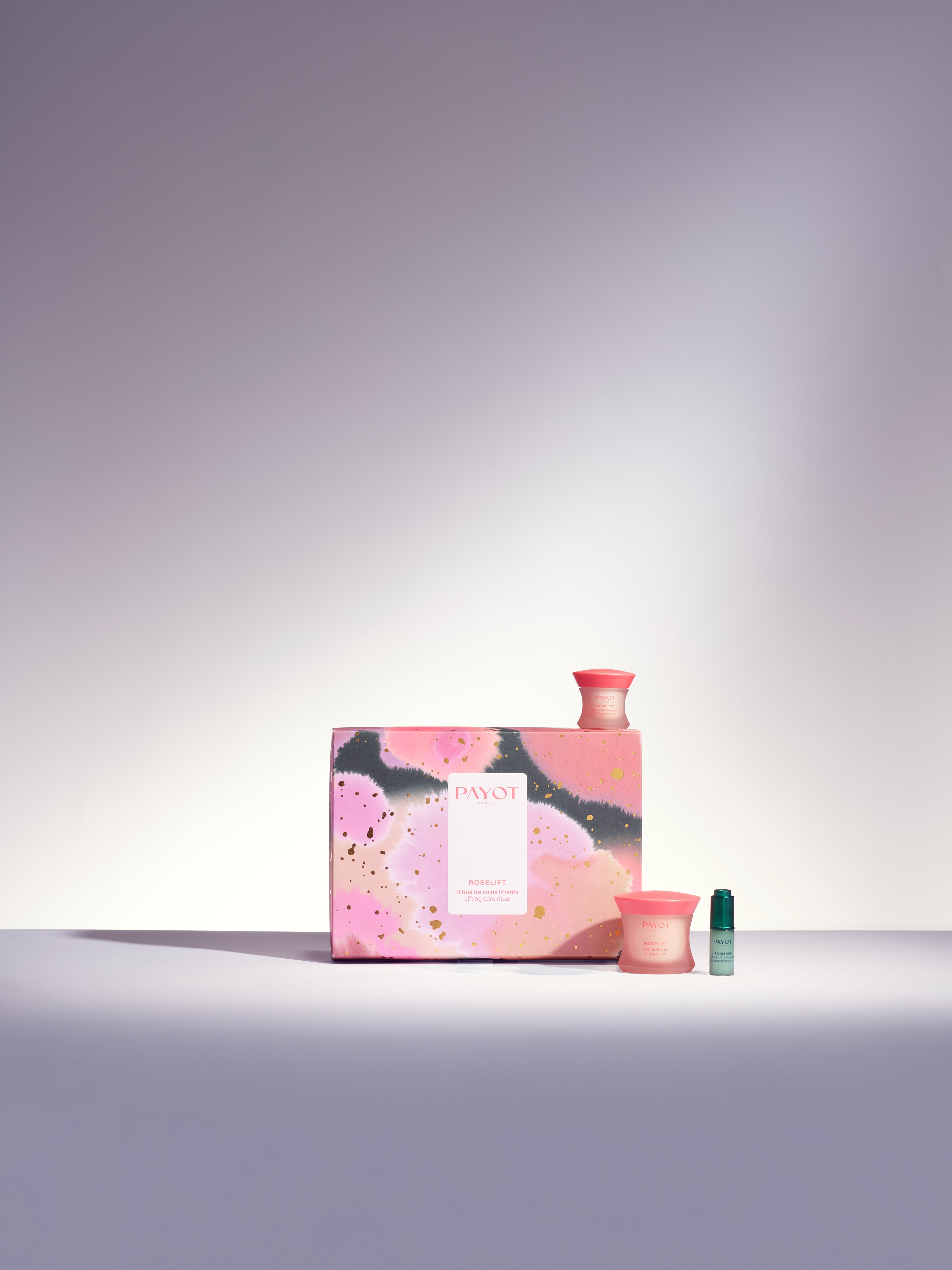 véritable tenseur mécanique pour une peau plus éclatante et liftée.