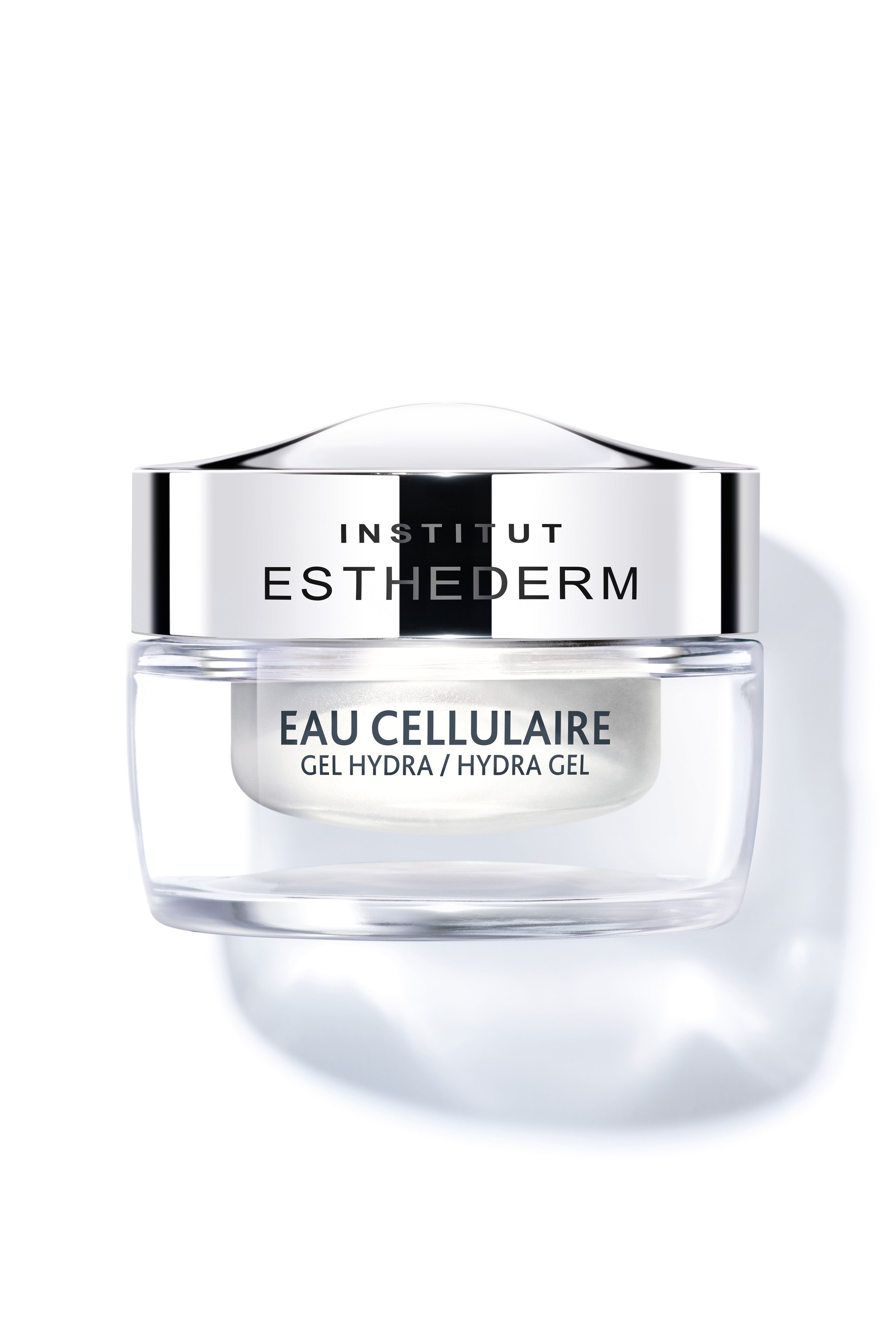 Le gel qui hydrate, repulpe la peau et lisse visiblement l’apparence des premiers signes de l’âge.